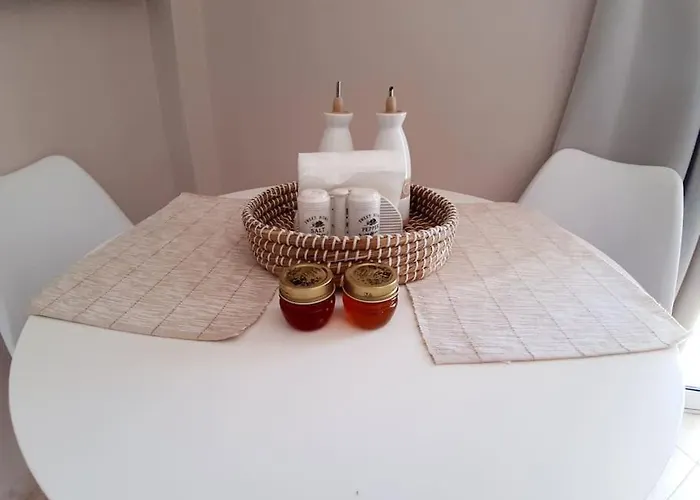 Verano Vista Apartment_near The Sea-free Parking הרסוניסוס